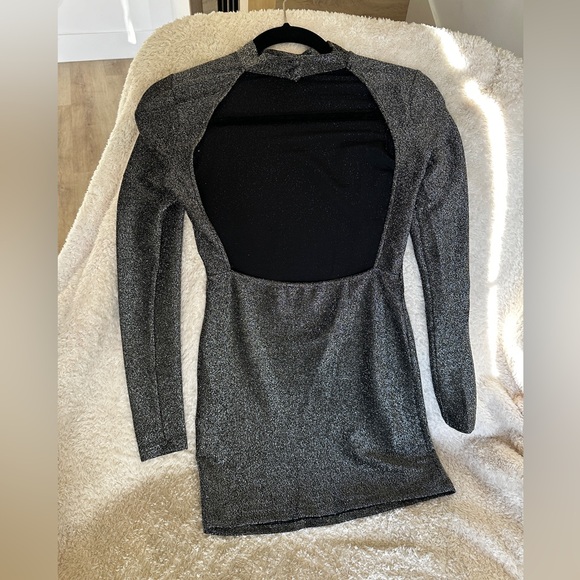Superdown x Revolve metallic backless dress. Size small. - Picture 5 of 6
